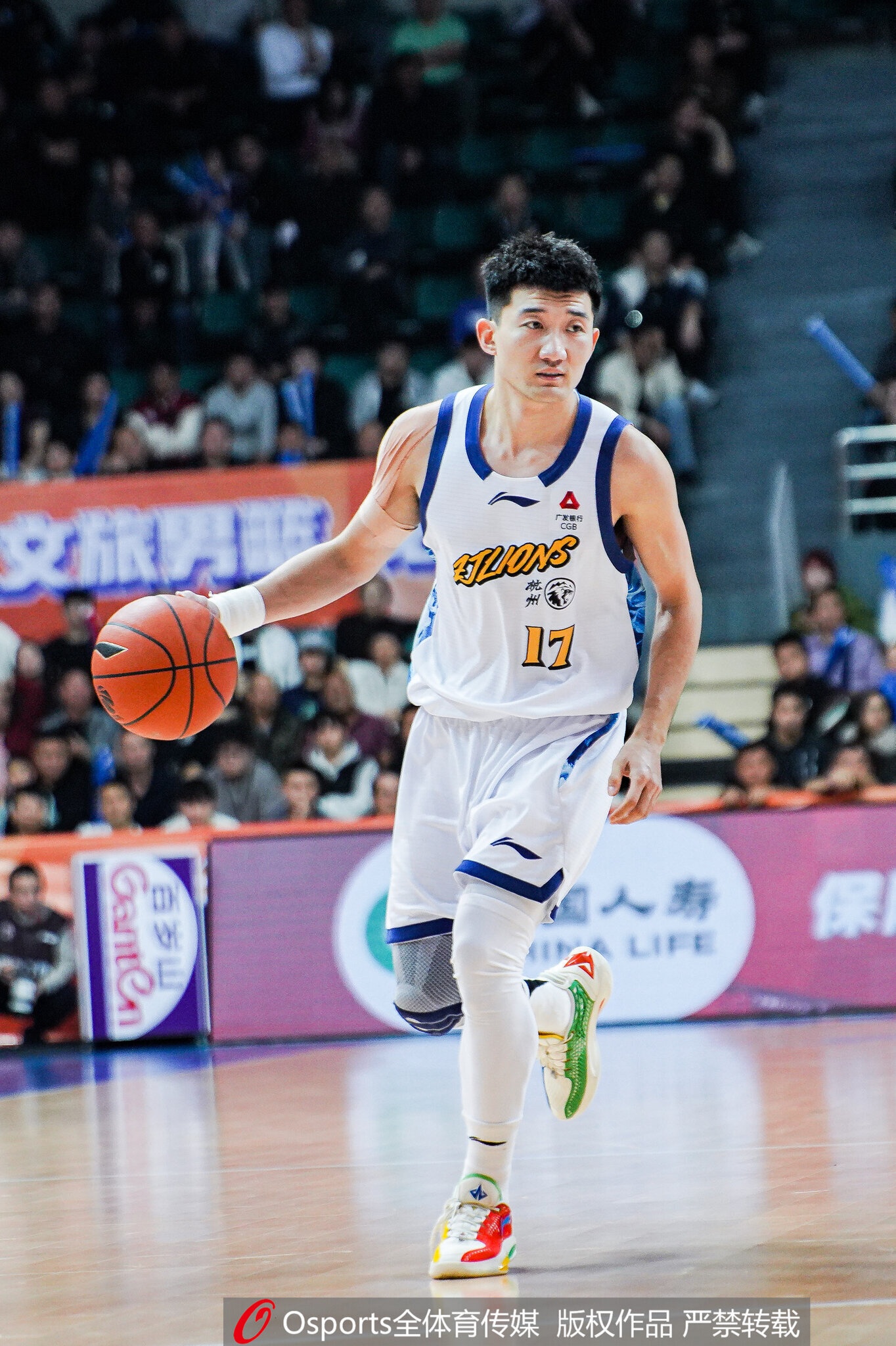 九游官网-差距很大！广厦11次抢断&amp;山西仅1次 失误广厦5-16山西